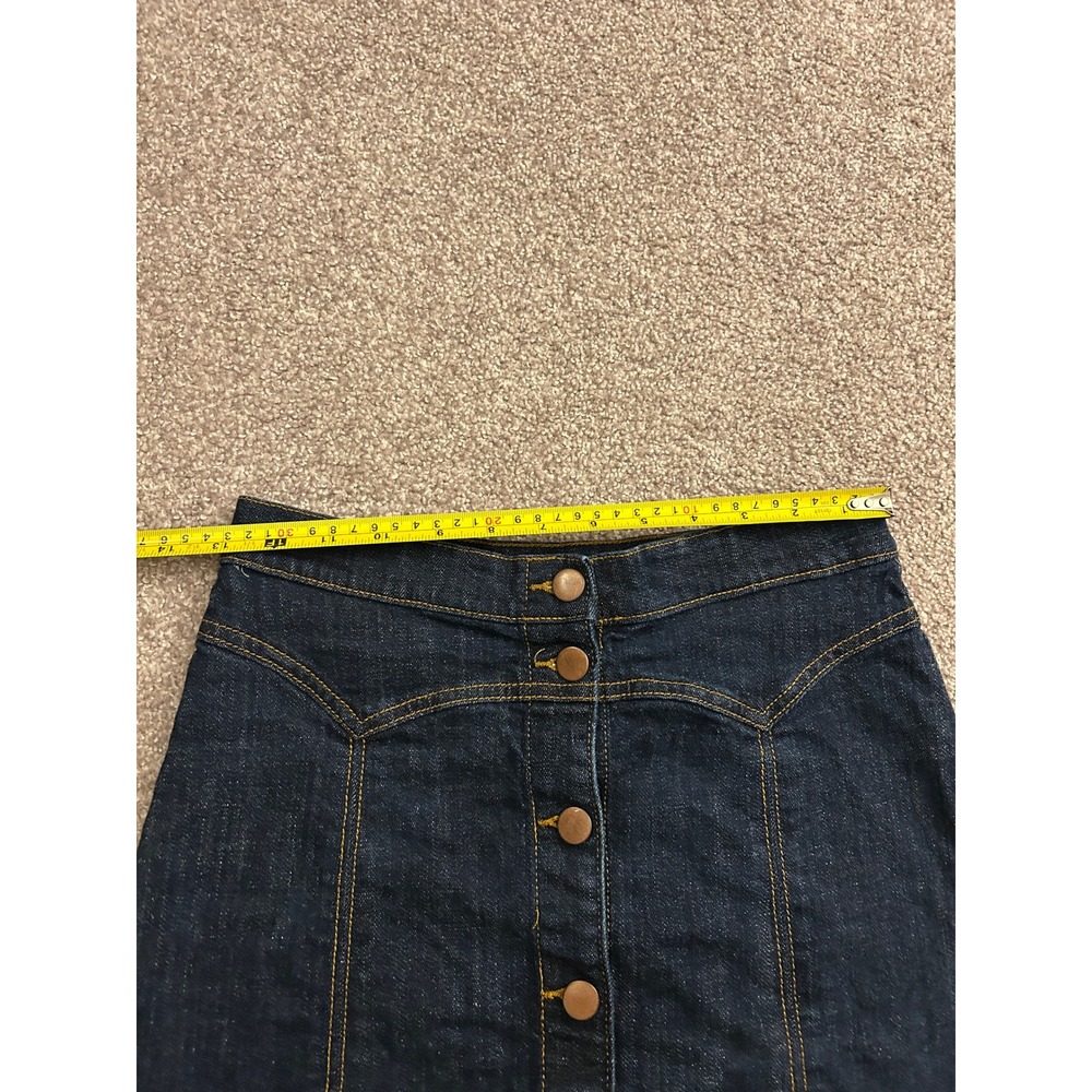H&M Denim Mini Skirt Womens 6 Dark Wash Excellent Button Front A-Line Western - Picture 4 of 7